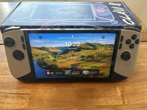 Console portable Windows MSI Claw 8" AI+ A2VM-020FR Noir et Sable photo review